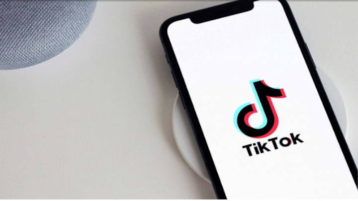 TikTok permite el acceso de menores sin autorizacion de los padres, por lo que motivo la denuncia