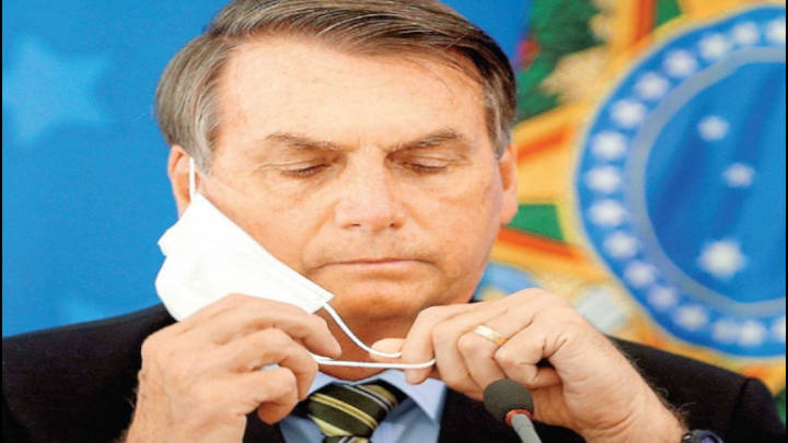 Bolsonaro aprueba ley incompleta proindígena
