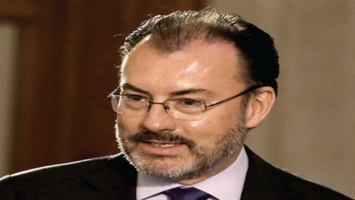 Videgaray acusado de corrupción y desvíos